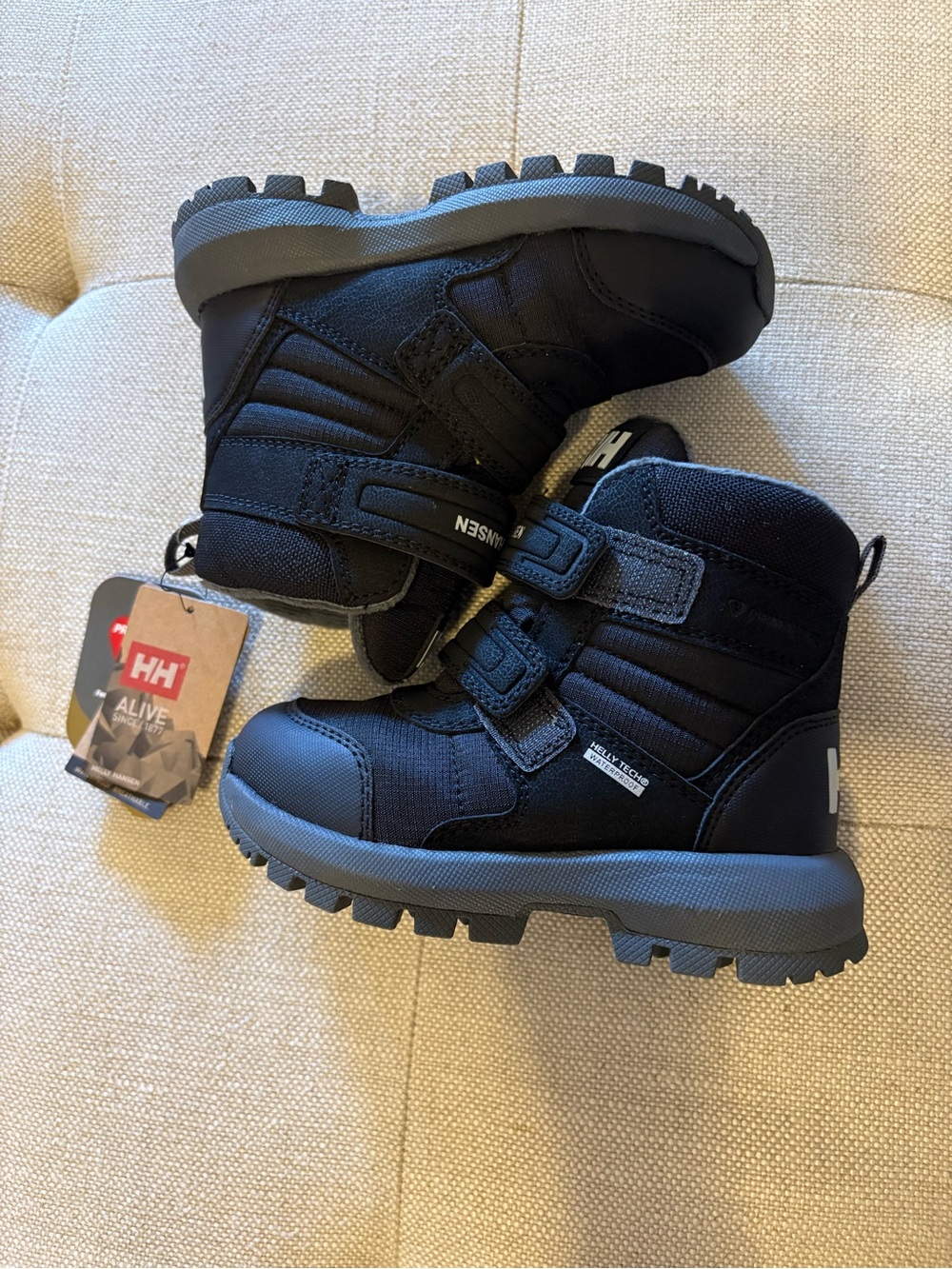 NWT Helly Hansen Bowstring Winter Boot (Little Kids') US12 EU29